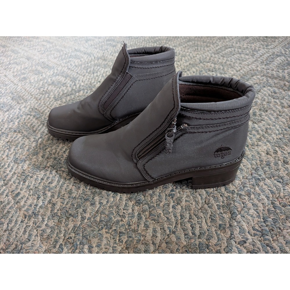 Totes Womens Ankle Boots Brown Water Resistant Side Zip Lug Sole 3364072 Size 8M